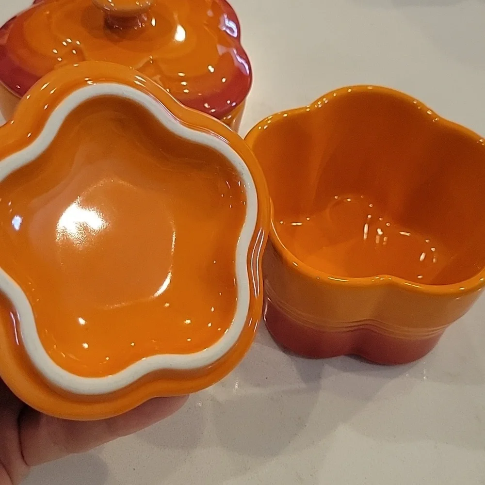 New Le Creuset Flame Orange Flower Cocotte Pair